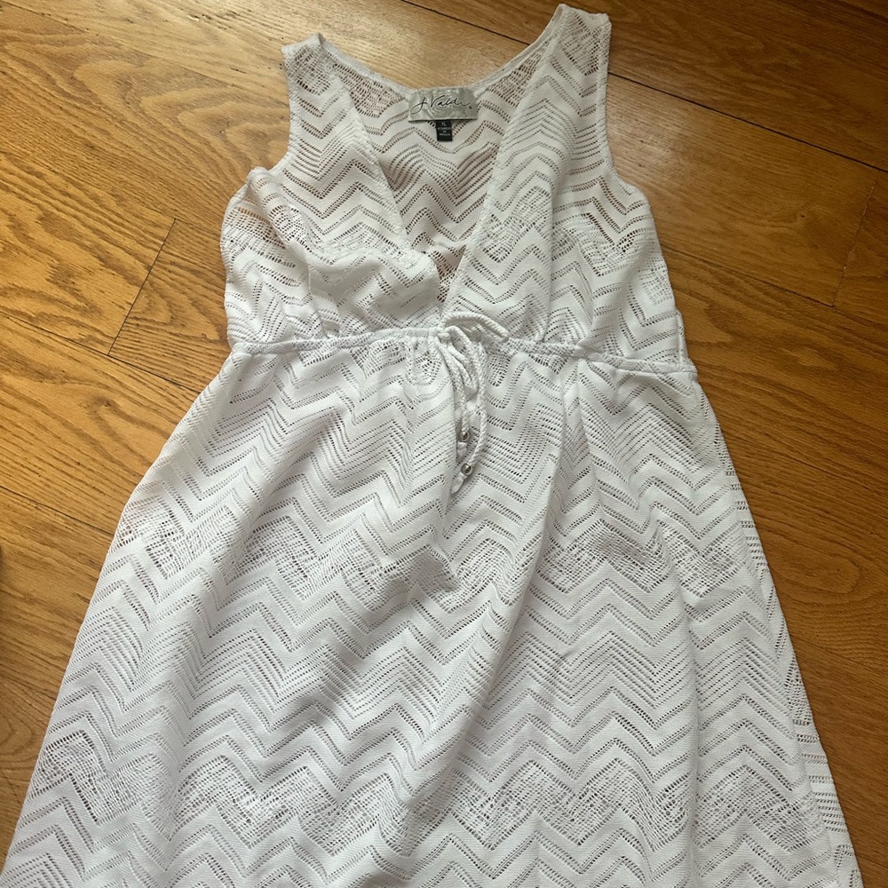 Elegant White Sleeveless coverup XL